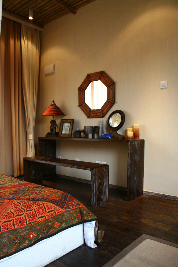 南亚风格别墅设计-卧室实景效果图