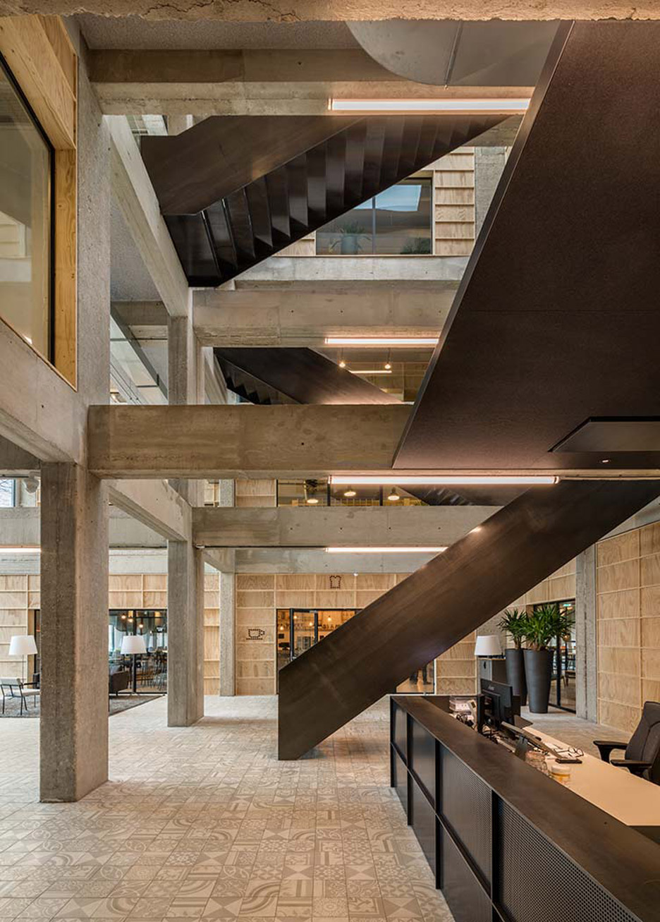 �칫¥װ�����-�ָ���